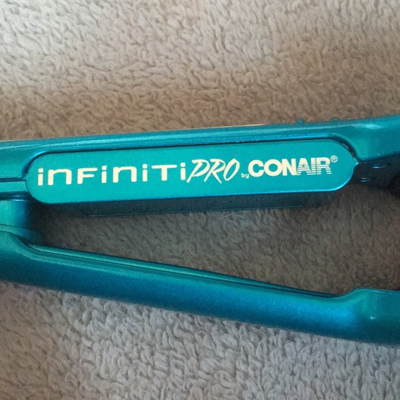 Infiniti pro Conair Teal flat iron - Picture 4 of 4